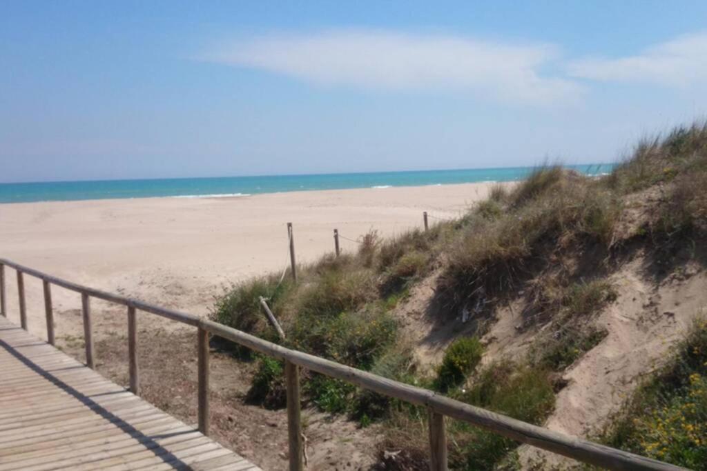 Uim Mediterraneo Poeta 1 Wifi Sagunto Exterior foto