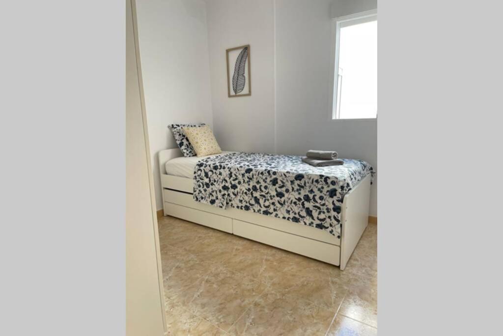 Uim Mediterraneo Poeta 1 Wifi Sagunto Exterior foto